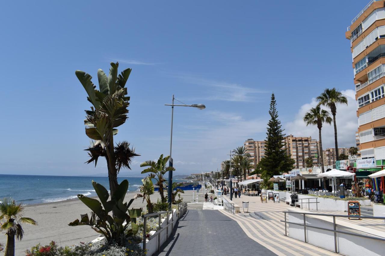 Fantastic Studio - Beachfront Appartement Torrox Buitenkant foto