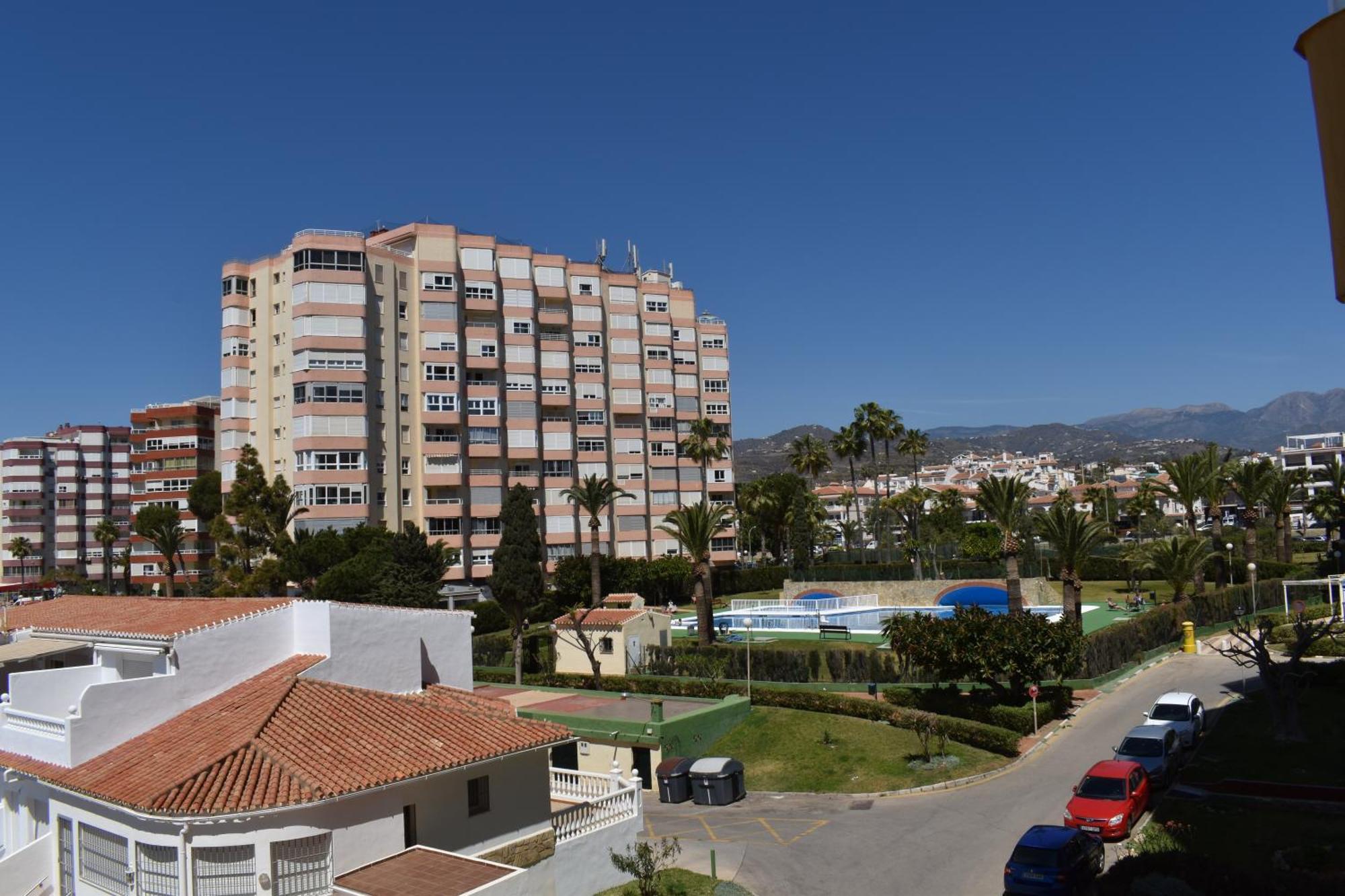 Fantastic Studio - Beachfront Appartement Torrox Buitenkant foto